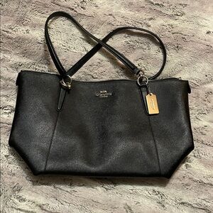 Coach Black Leather Shoulder Bag